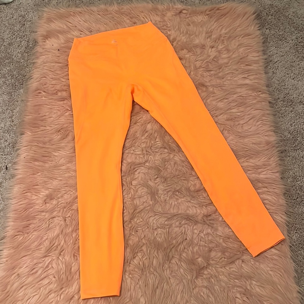 Brand New Size Small Athelite Pro leggings
